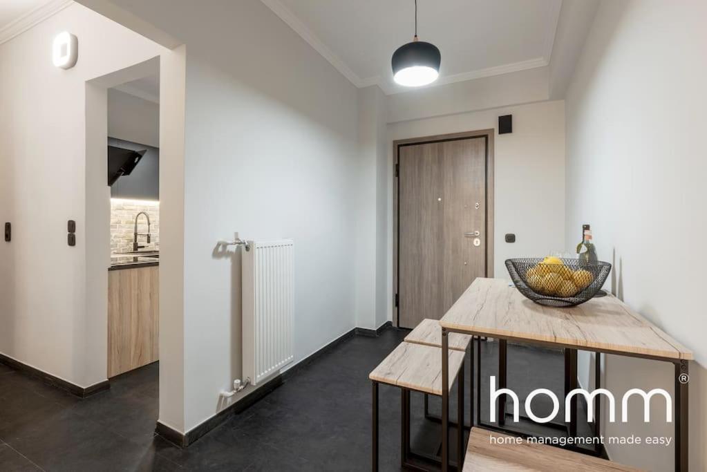 Cute Homm 2Bdr Apartment In P Faliro Thiseos Str アテネ エクステリア 写真